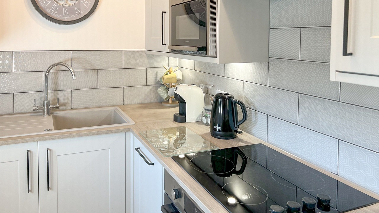 Photo of Others in Etchinghill