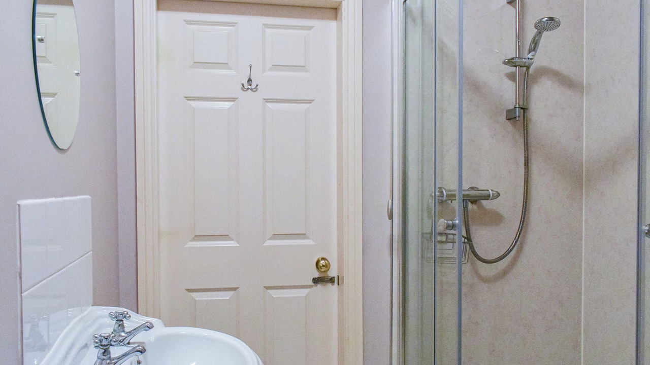 Photo of Bathroom in Sneaton