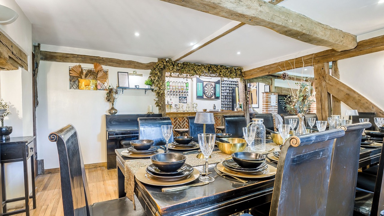 Photo of Others in Charing