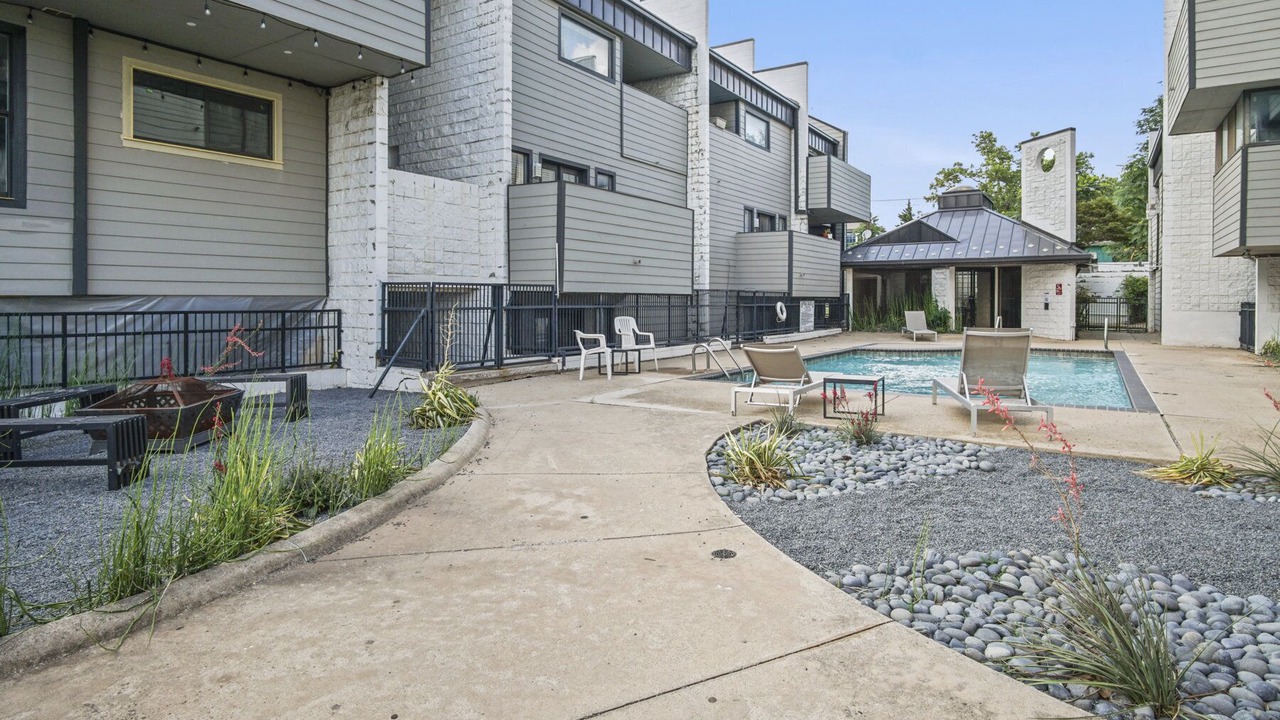 Photo of Outdoor in Midtown