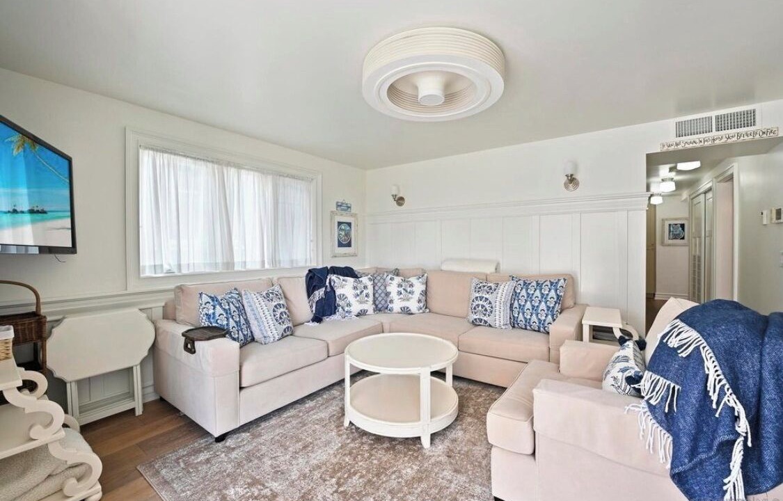 Photo of Livingroom in South Mission Beach