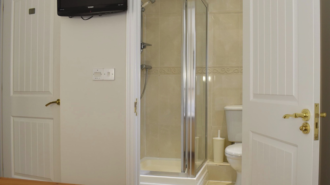 Photo of Others in Norton Sub Hamdon