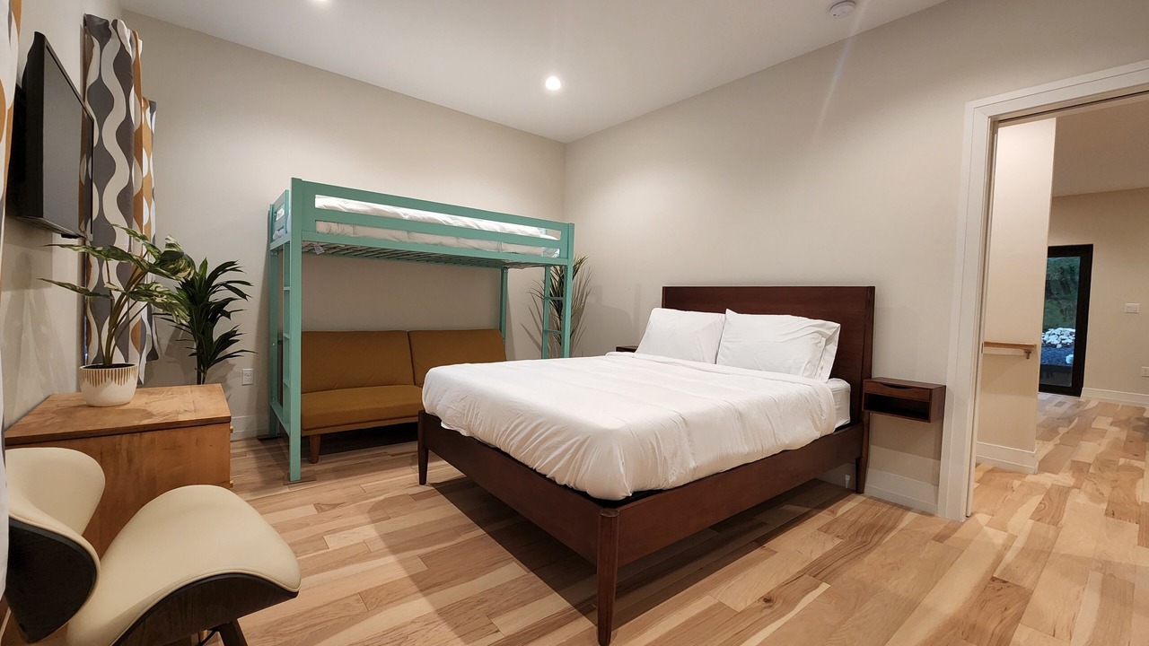 Photo of Bedroom in Barton Heights