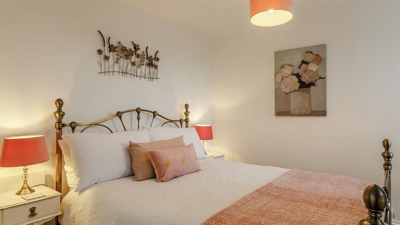 Photo of Others in Cheddar