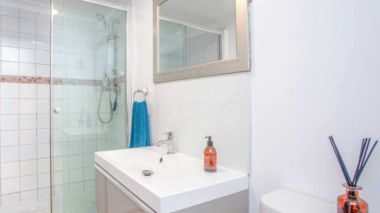 Photo of Bathroom in Littleham