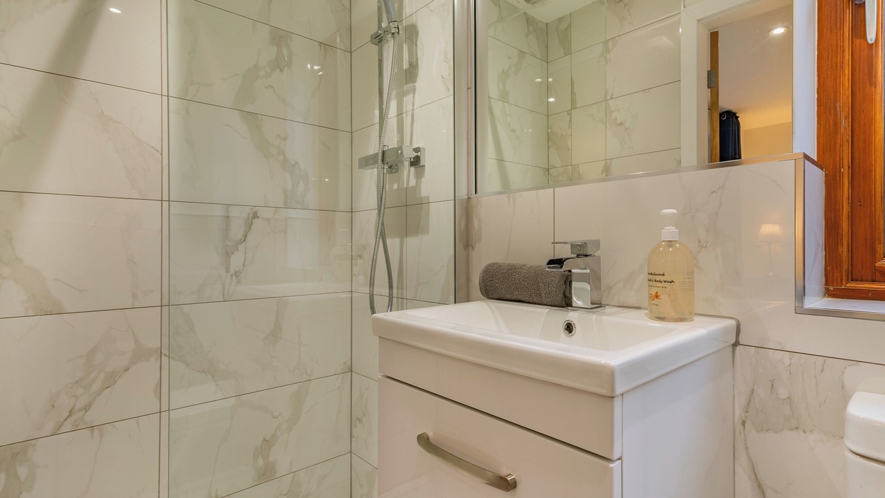 Photo of Bedroom in Rastrick