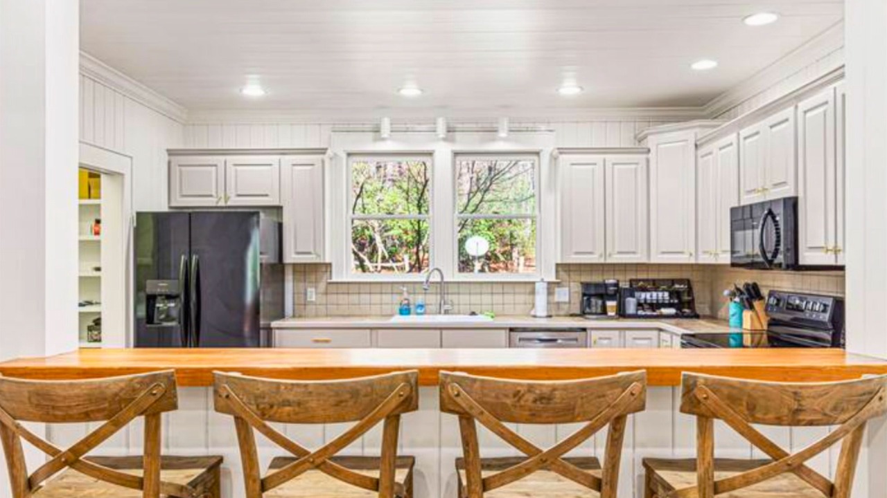 Photo of Others in Cashiers