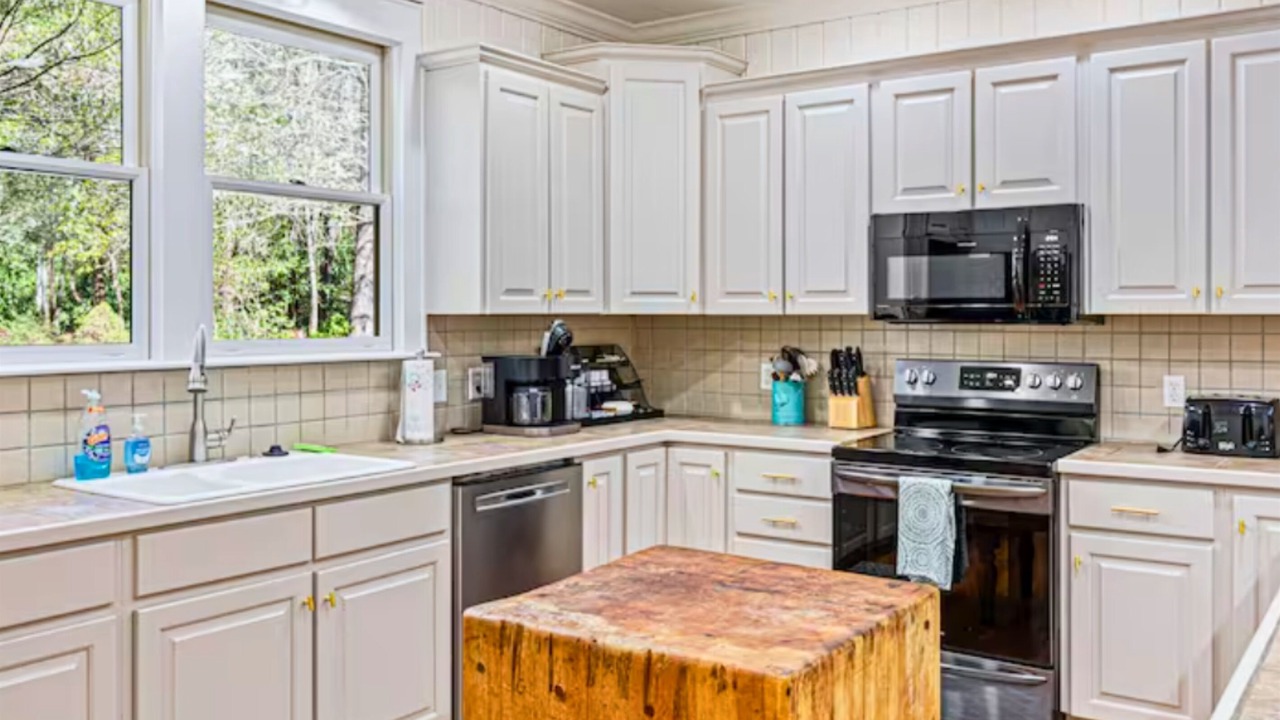 Photo of Others in Cashiers