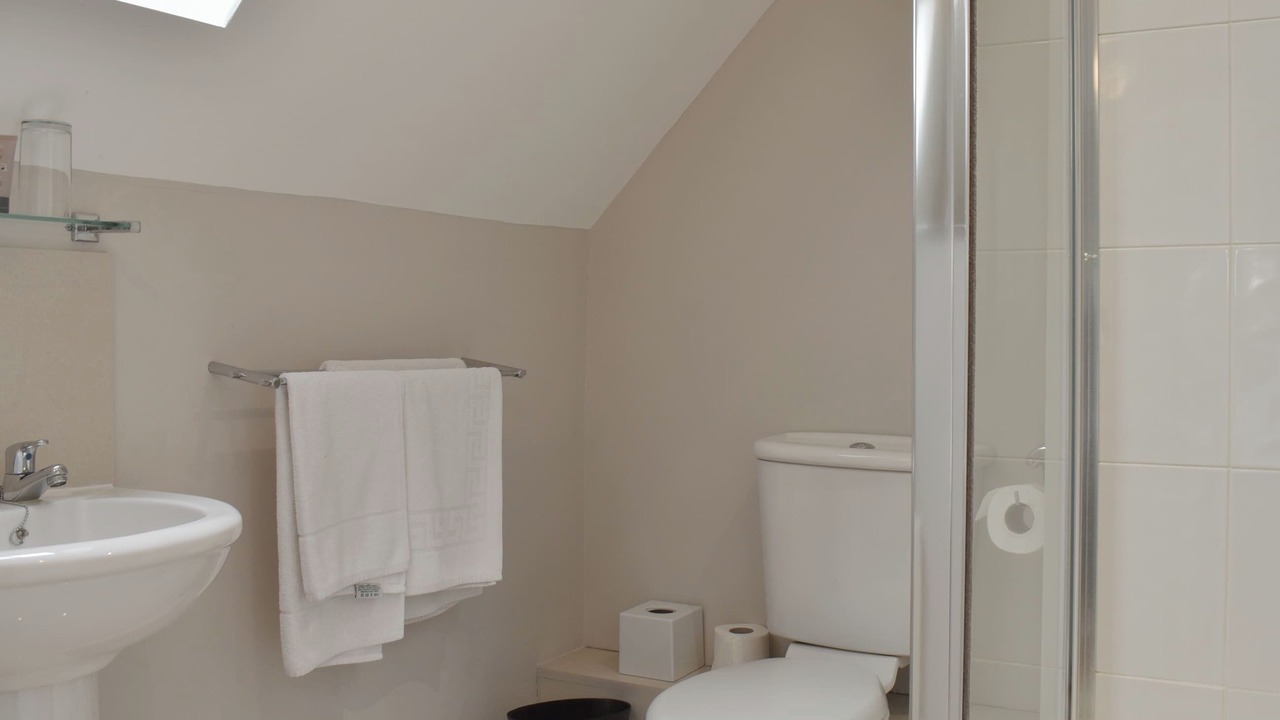 Photo of Bedroom in Norton Sub Hamdon