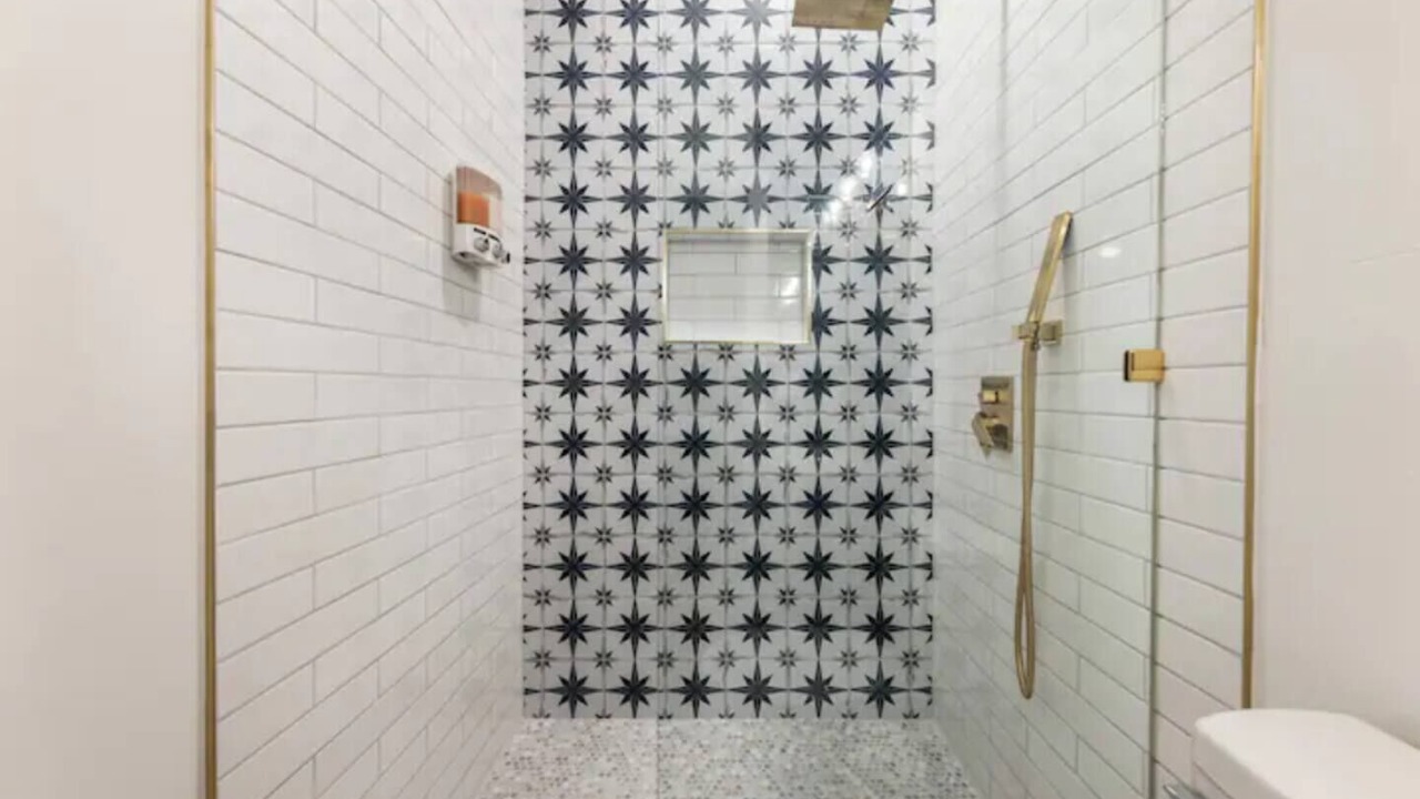 Photo of Bathroom in Holly