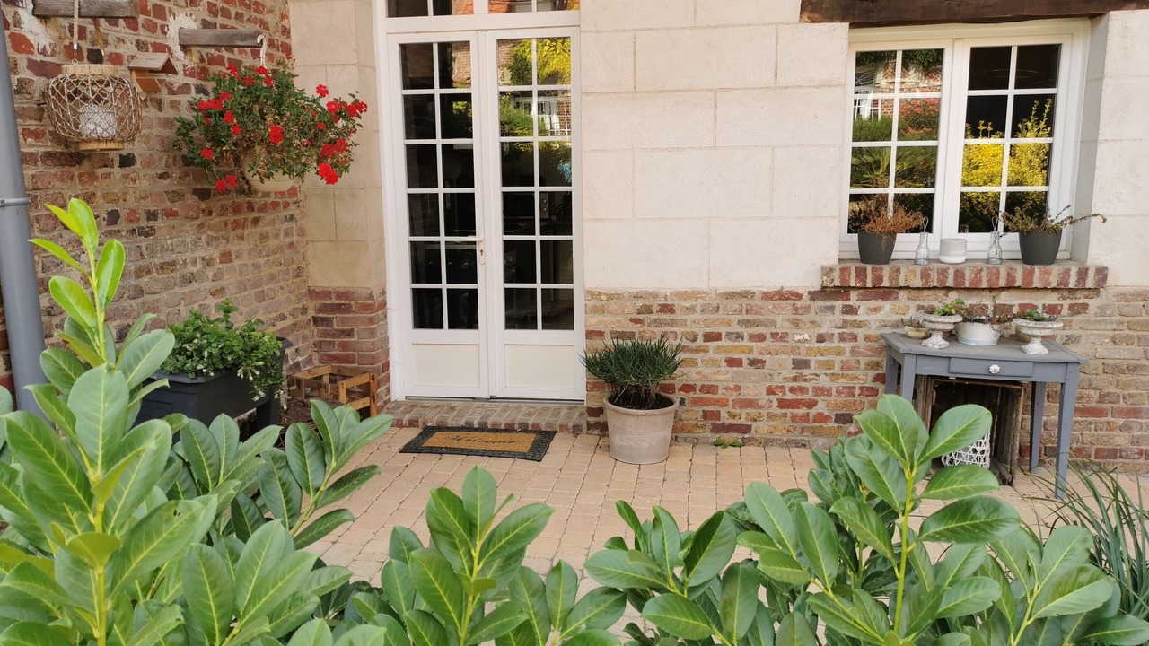 Photo of Patio Balcony in Chevincourt