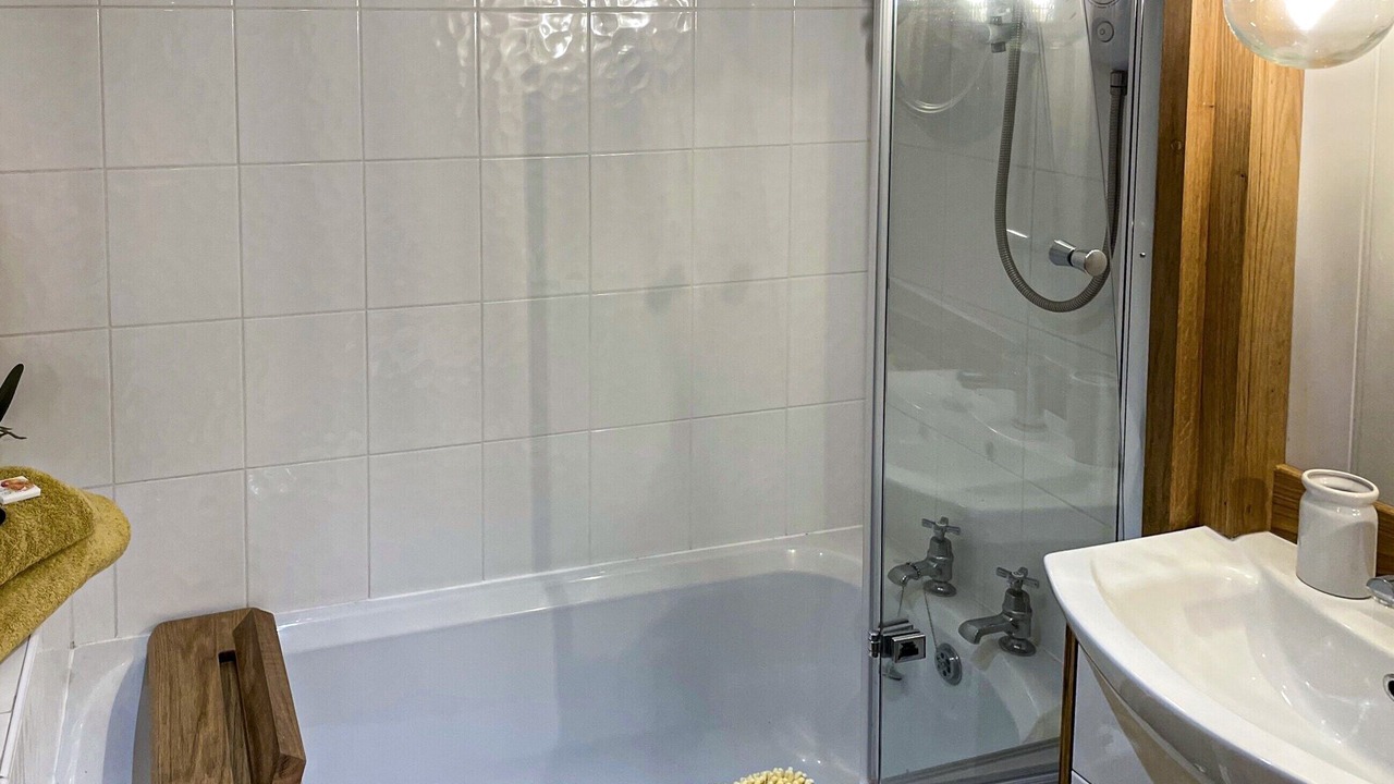 Photo of Bathroom in Taddington