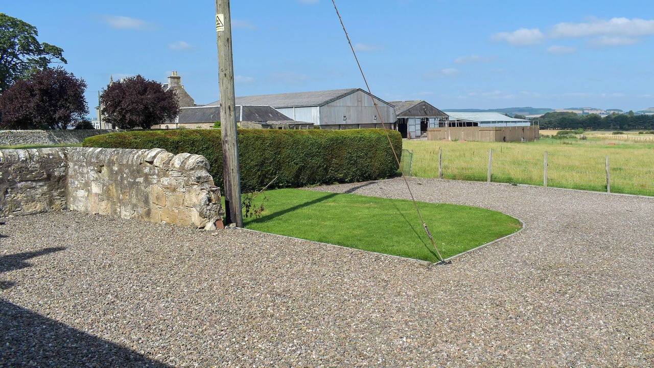 Photo of Others in Freuchie