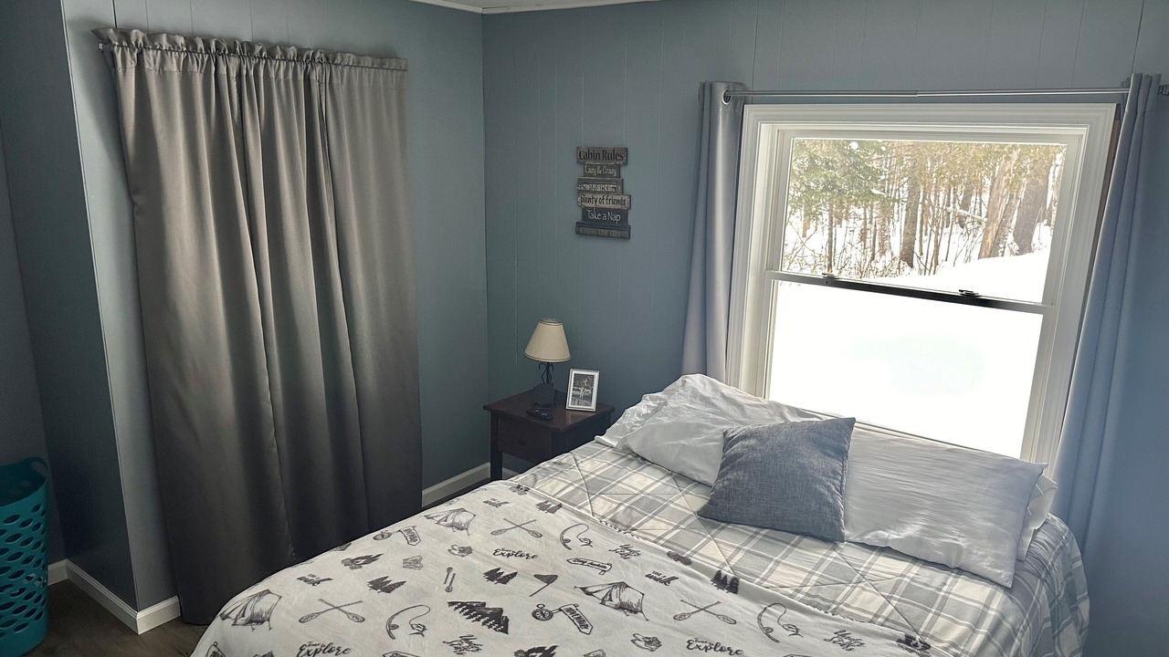 Photo of Bedroom in Portage Lake