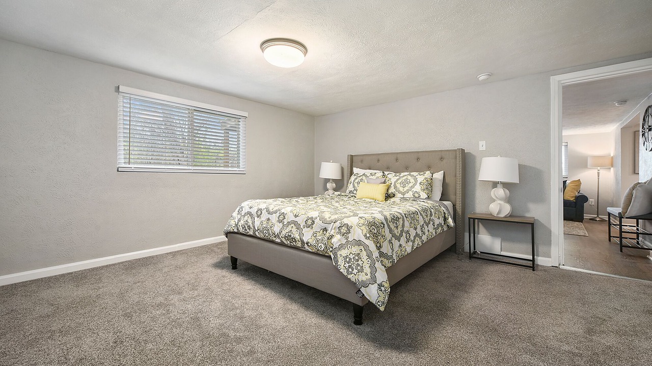 Photo of Bedroom in South Side