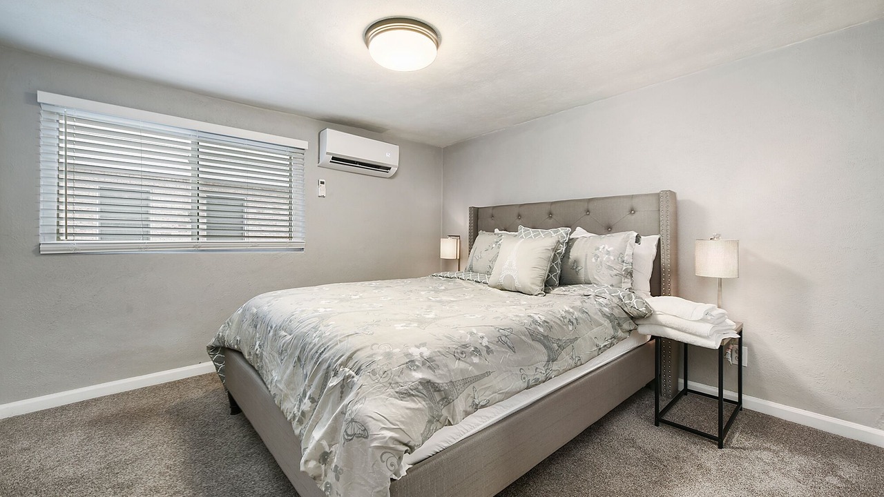 Photo of Bedroom in South Side