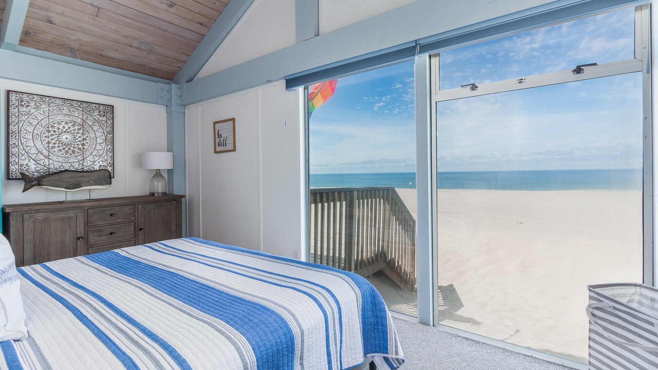 Photo of Bedroom in Kiwanda Shores