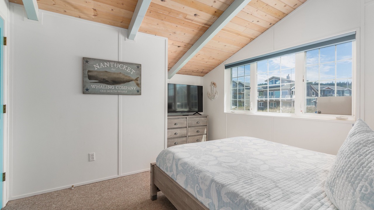 Photo of Bedroom in Kiwanda Shores