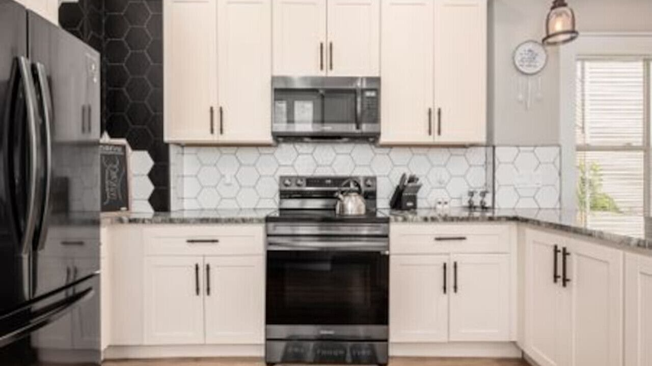 Photo of Kitchen in Near East Columbus