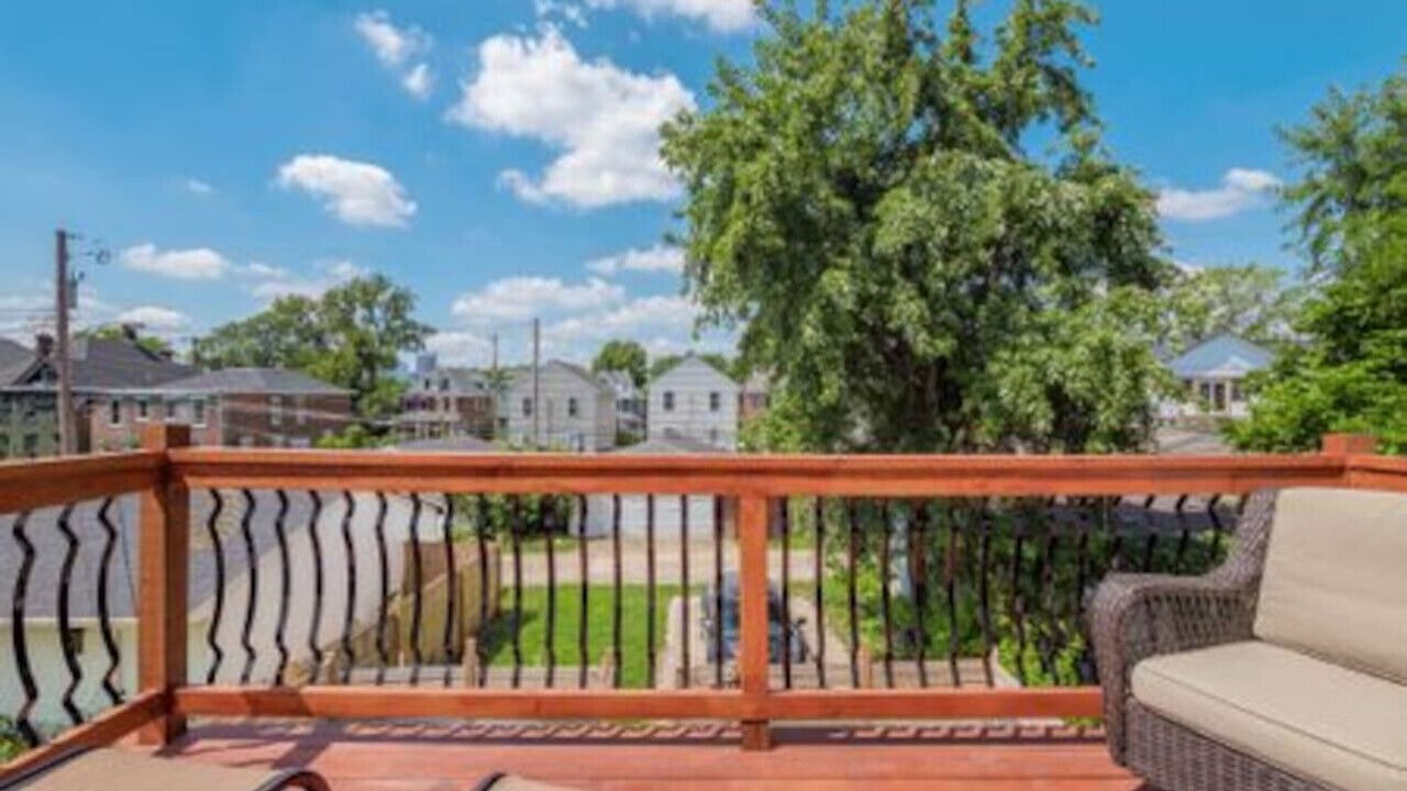 Photo of Outdoor in Near East Columbus