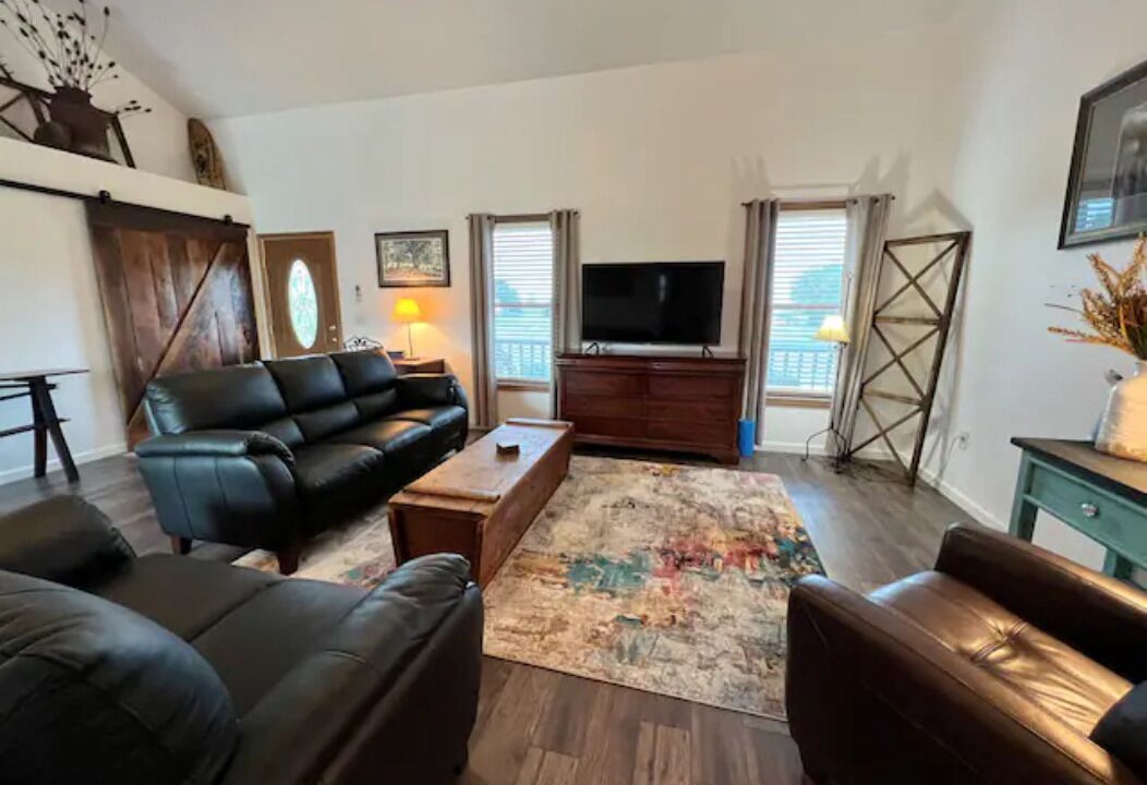 Photo of Livingroom in Groton