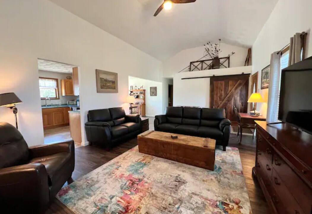 Photo of Livingroom in Groton