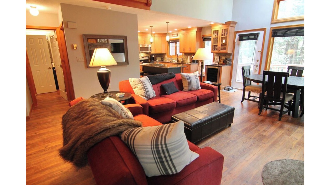 Photo of Livingroom in North Woodstock