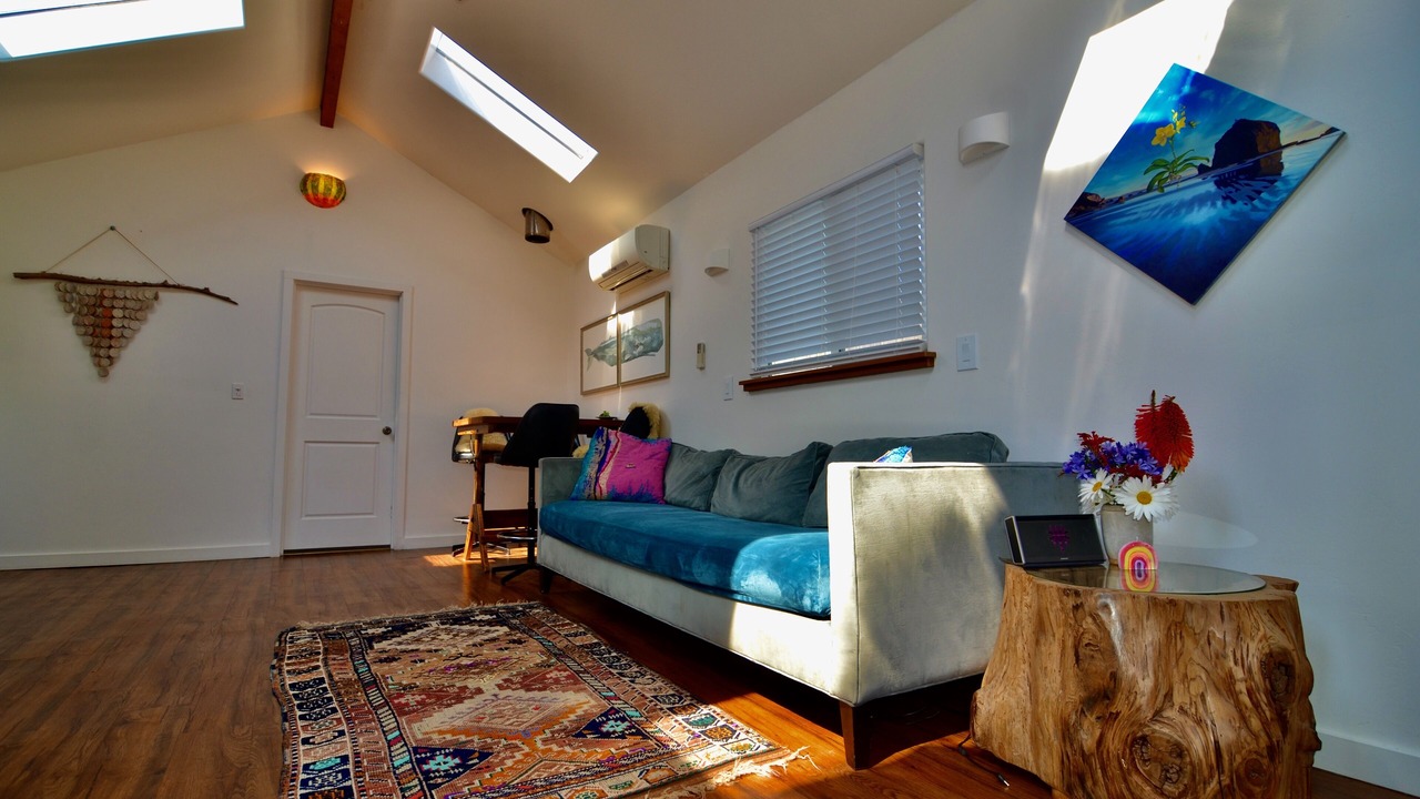 Photo of Livingroom in Eureka