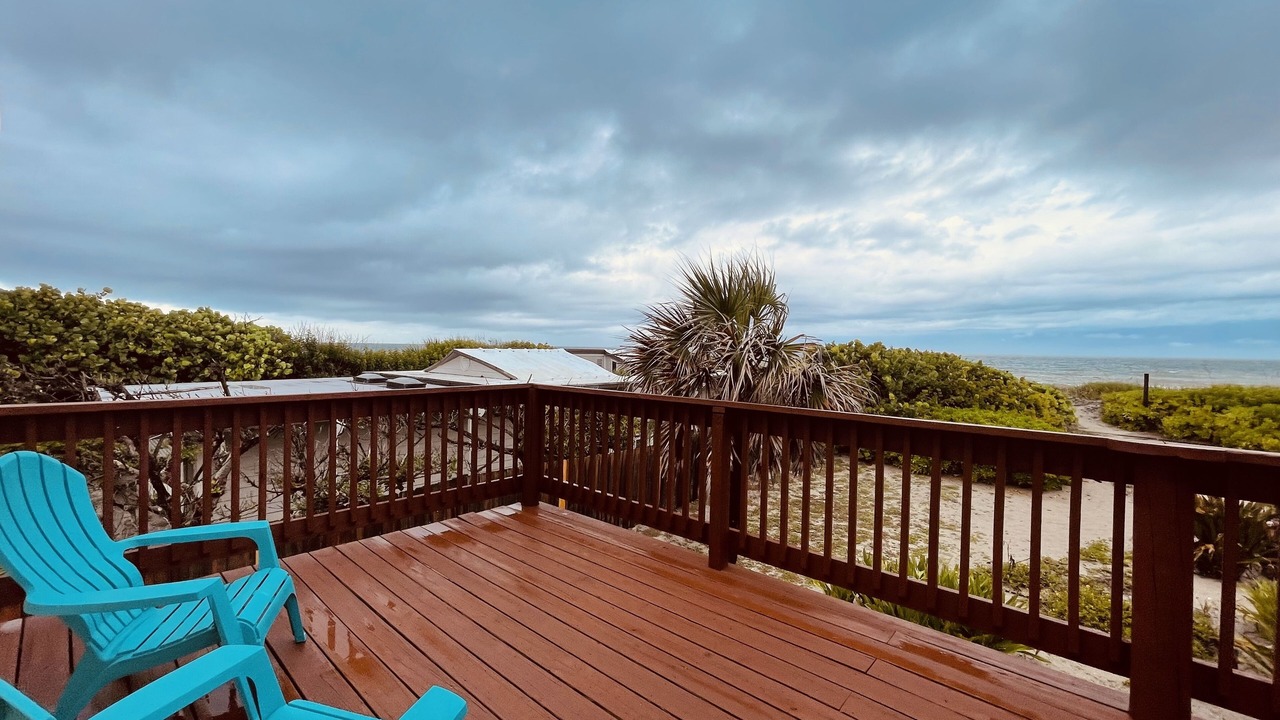 Photo of Patio Balcony in Ambersand Beach