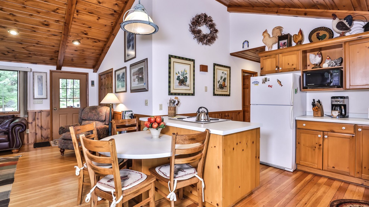 Photo of Kitchen in Sayner