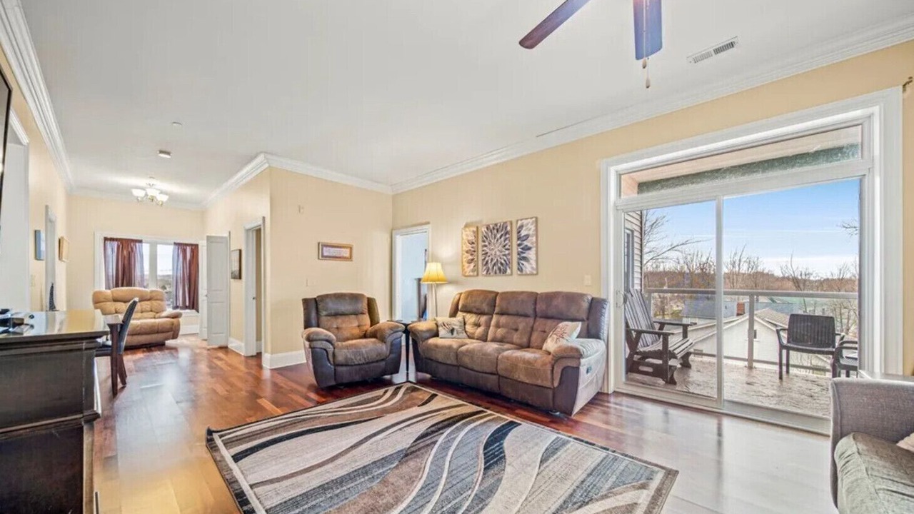 Photo of Livingroom in Geneva-on-the-Lake
