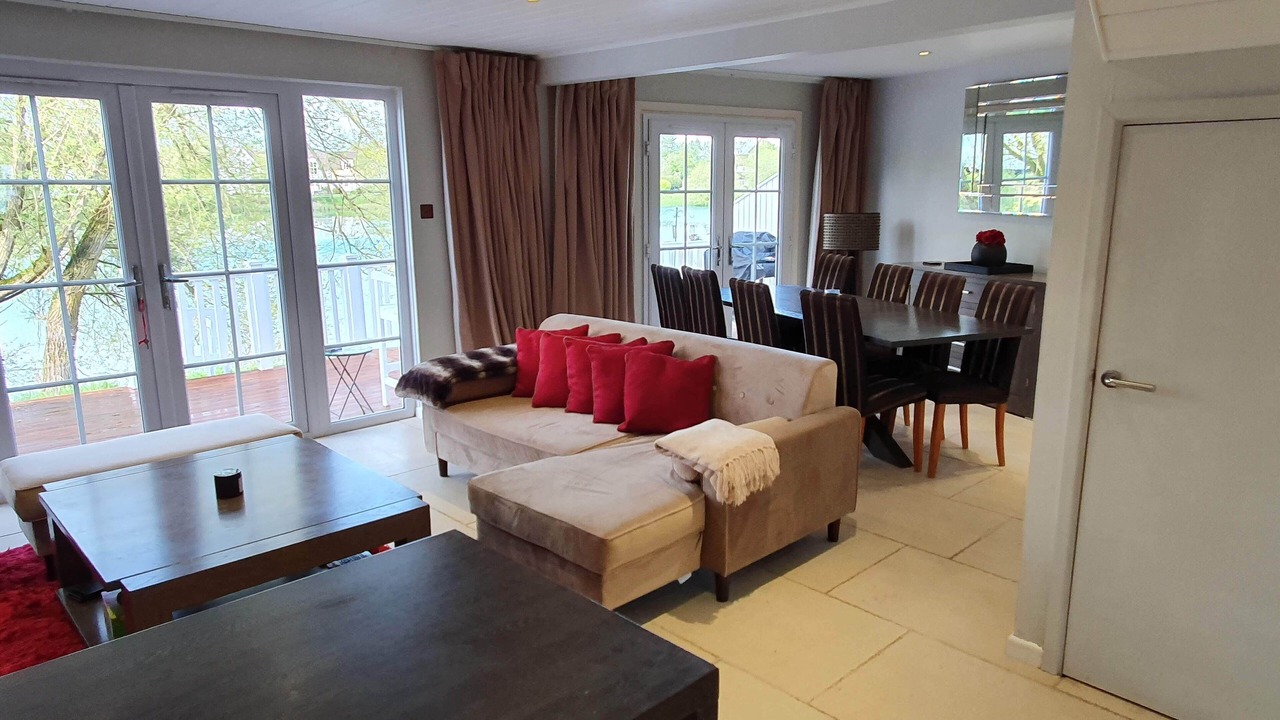 Photo of Livingroom in South Cerney