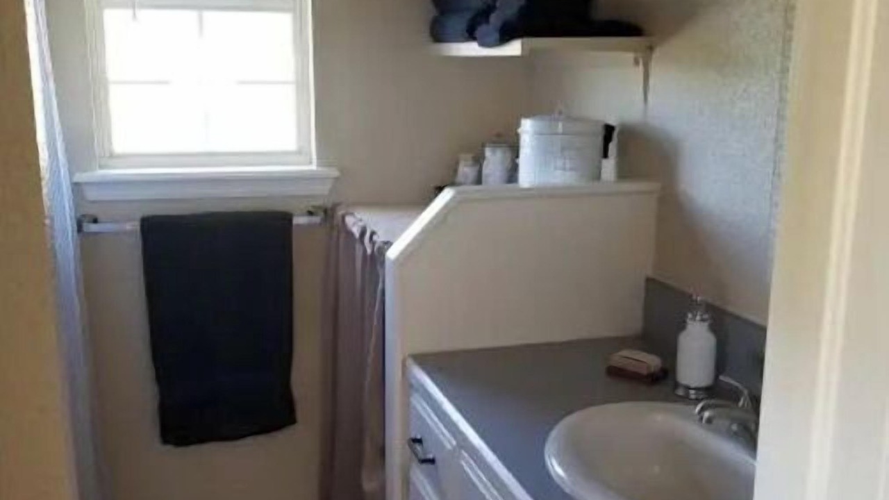 Photo of Bathroom in Garvin County