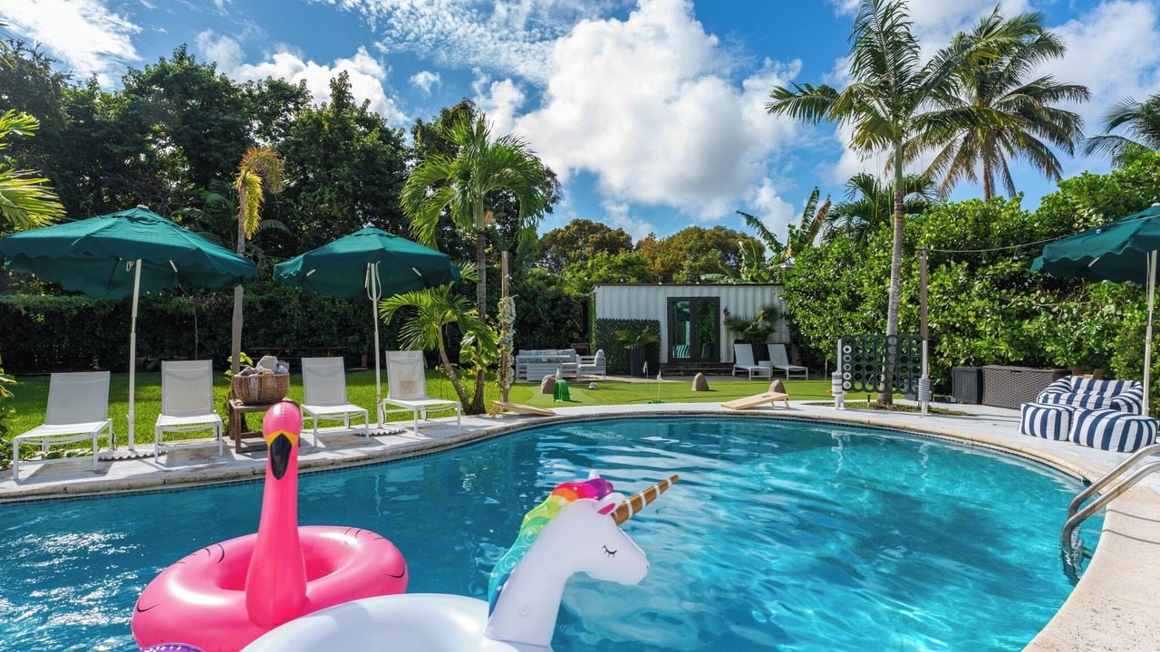 Photo of Outdoor in Coral Way