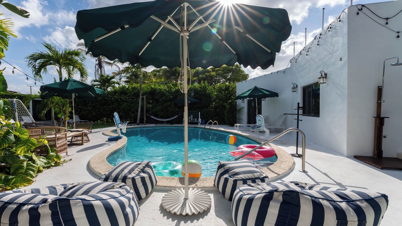 Photo of Outdoor in Coral Way