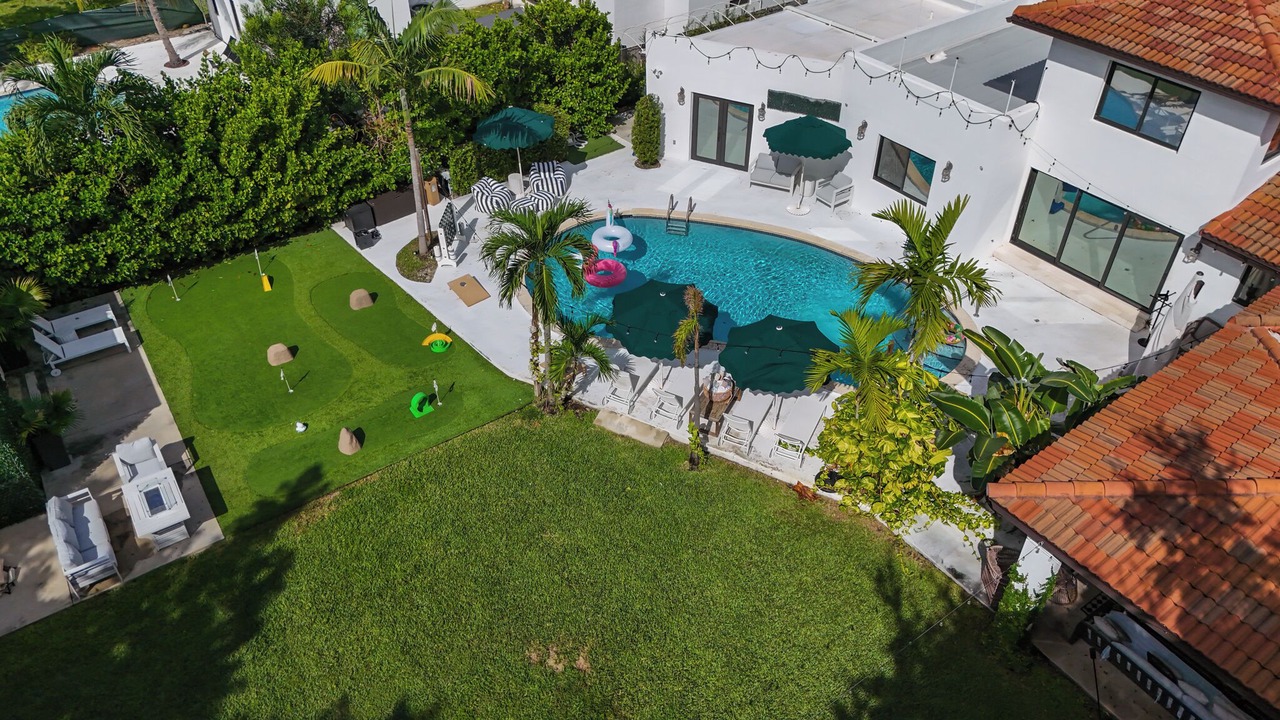 Photo of Outdoor in Coral Way