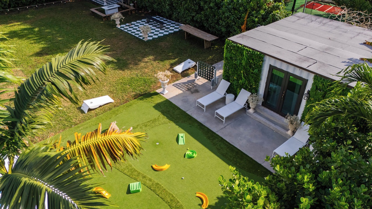 Photo of Outdoor in Coral Way
