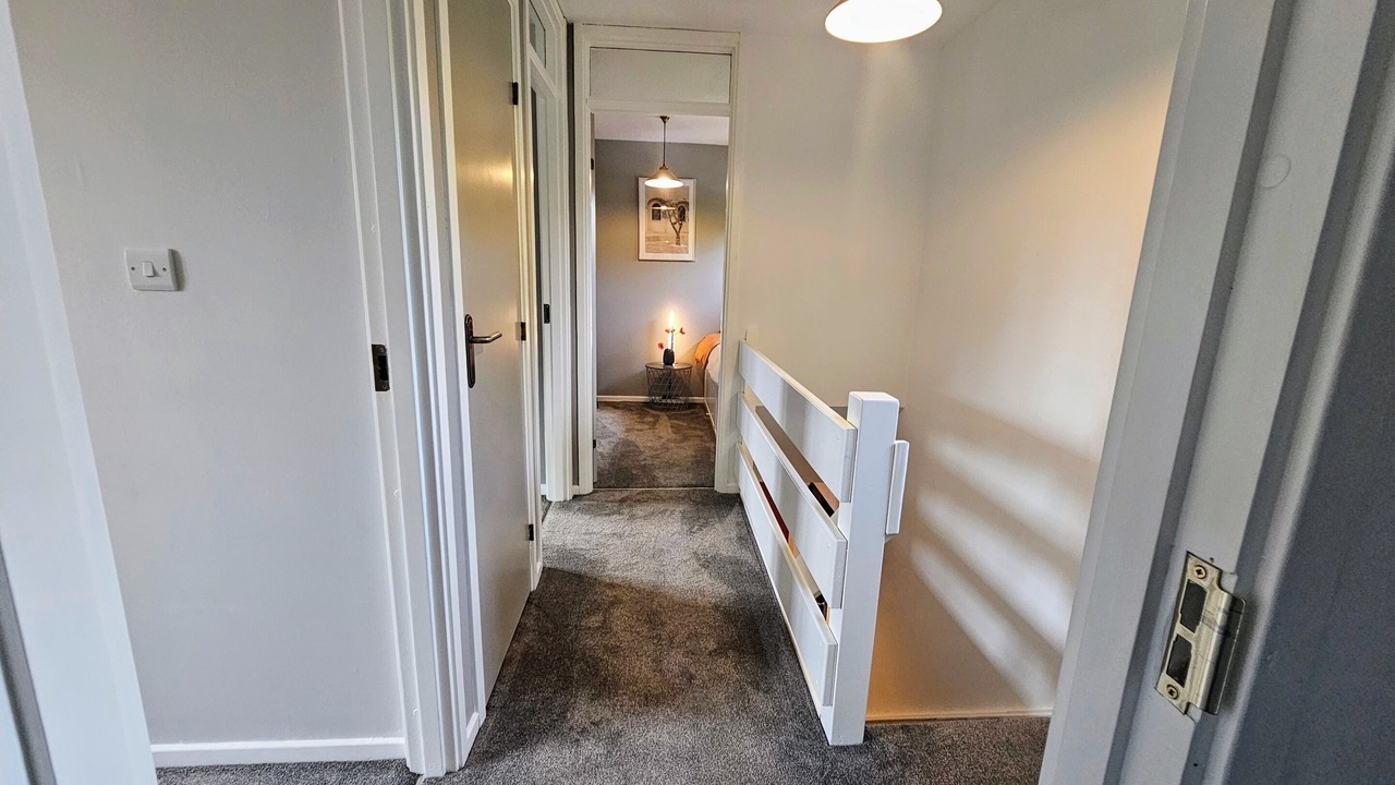 Photo of Bedroom in Horley