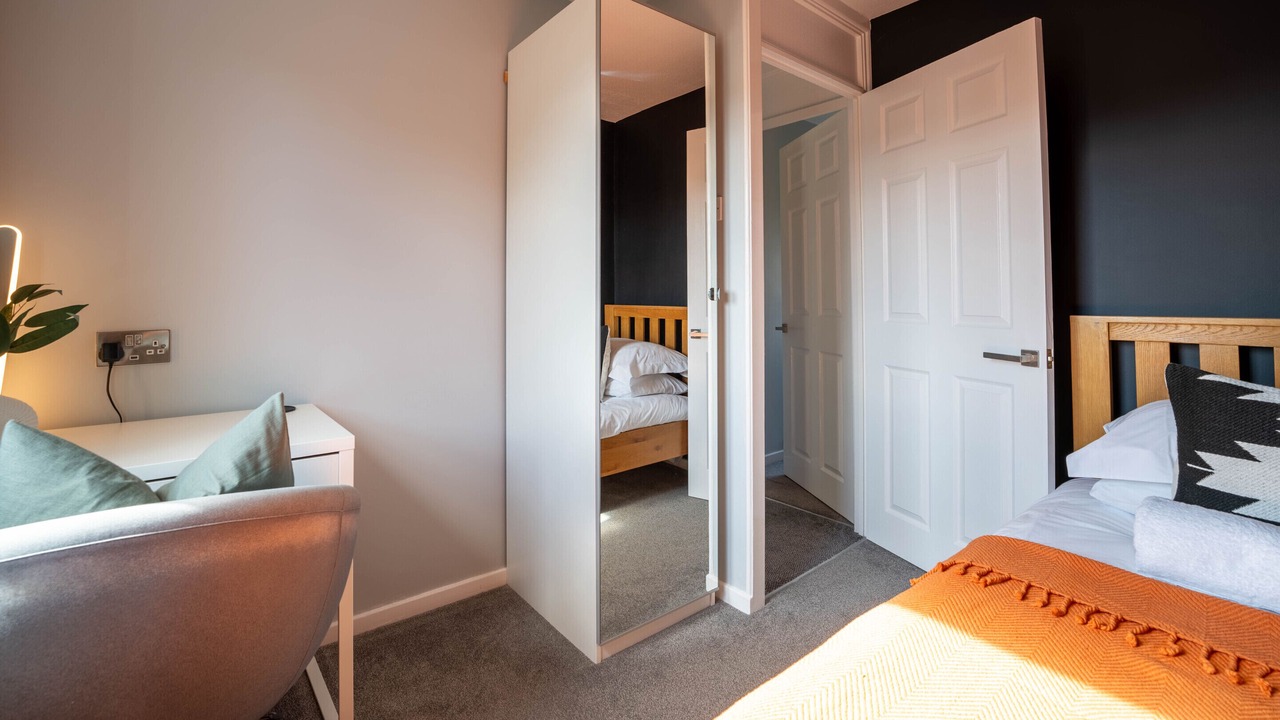 Photo of Others in Horley