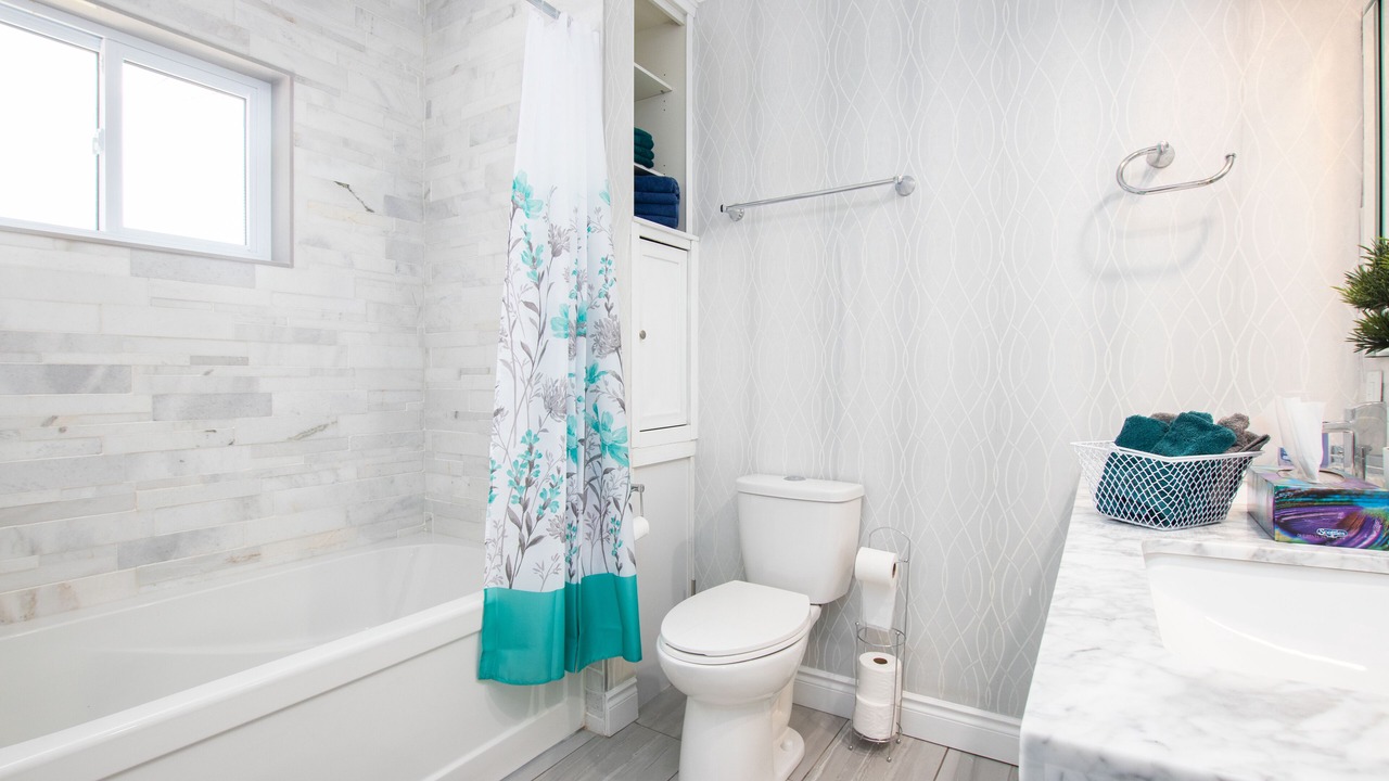 Photo of Bathroom in Amherstburg