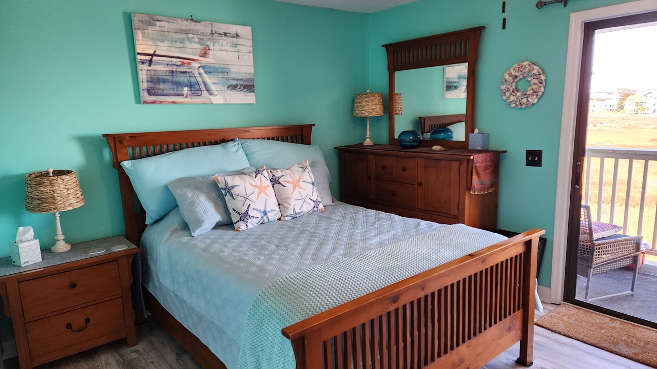 Photo of Bedroom in North Carolina Coast