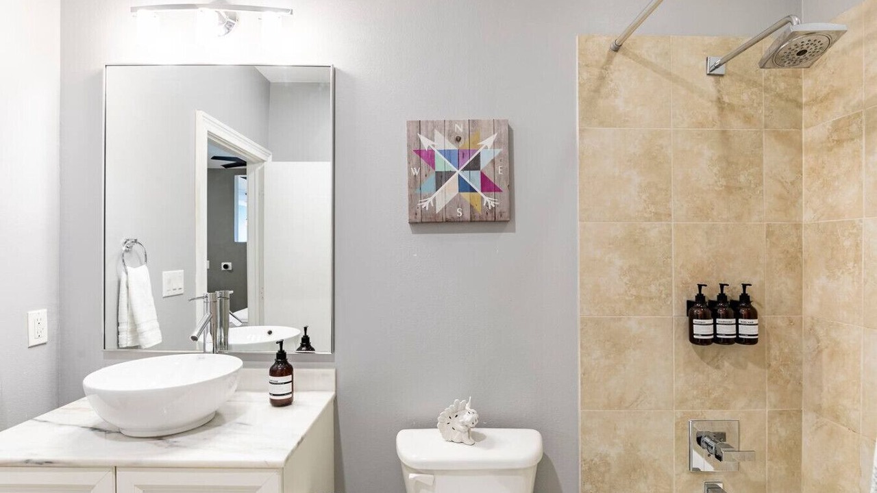 Photo of Bathroom in Oak Lawn