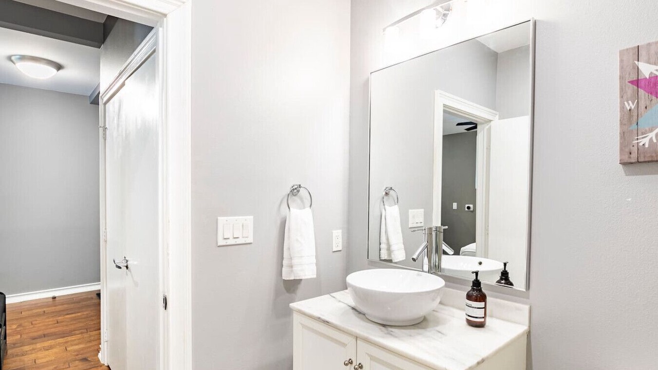 Photo of Bathroom in Oak Lawn