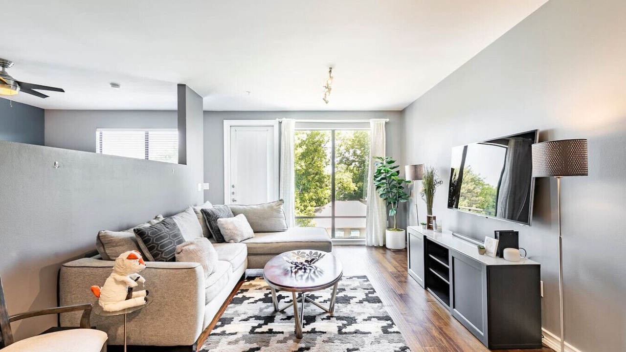 Photo of Livingroom in Oak Lawn