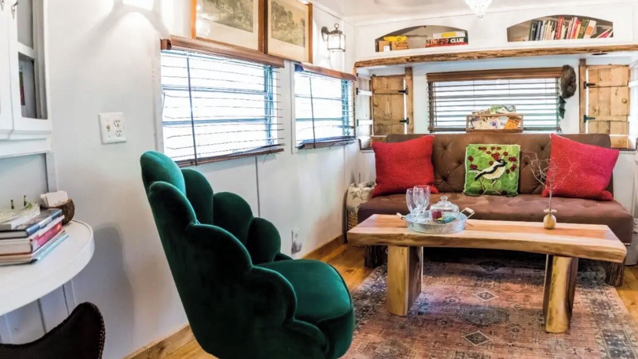 Photo of Livingroom in Glen Rose