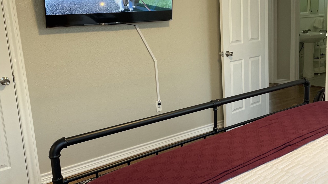 Photo of Bedroom in Garden Acres
