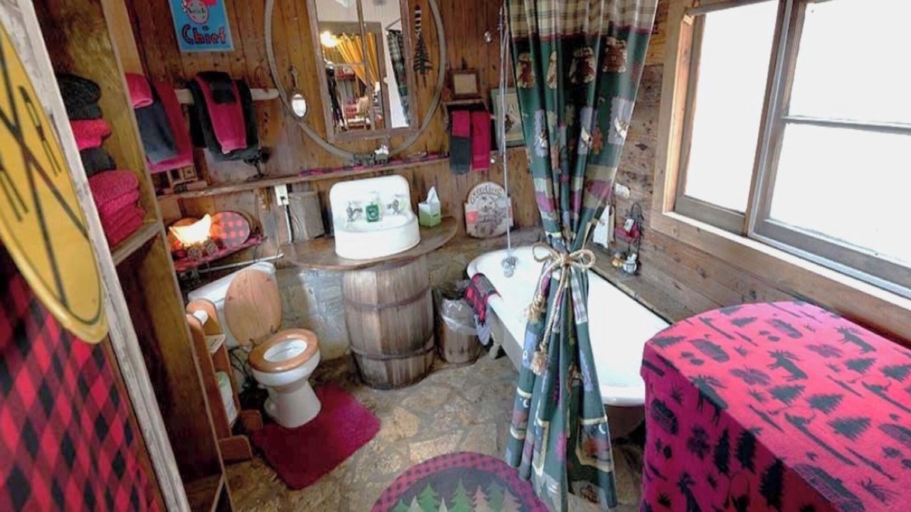 Photo of Bathroom in Glen Rose