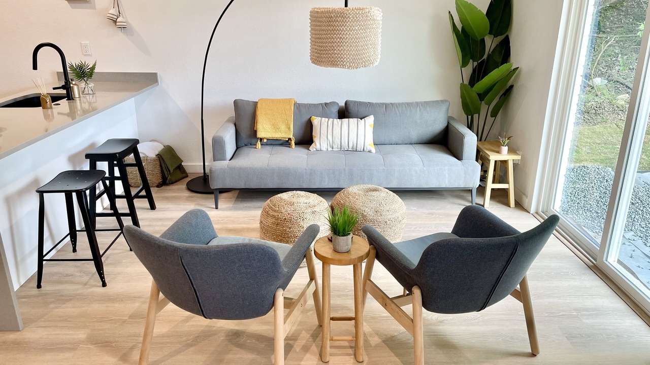 Photo of Livingroom in Barton Hills