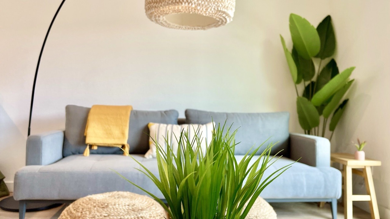 Photo of Livingroom in Barton Hills