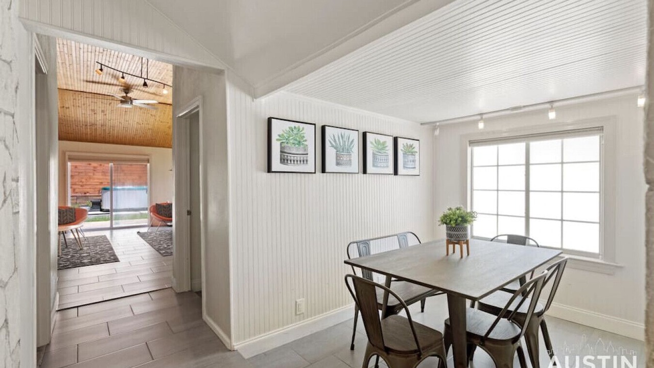Photo of Bedroom in Greater South River City
